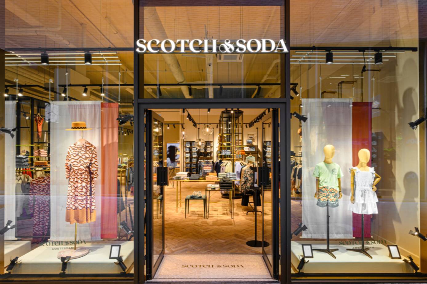 Scotch & Soda winkel